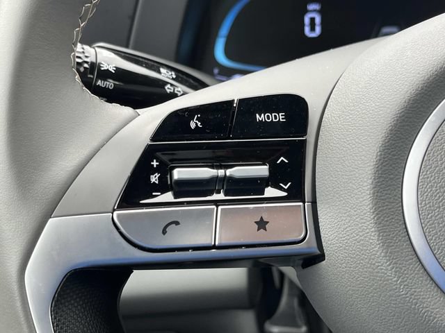 Certified 2025 Hyundai Elantra Sport FWD image 26