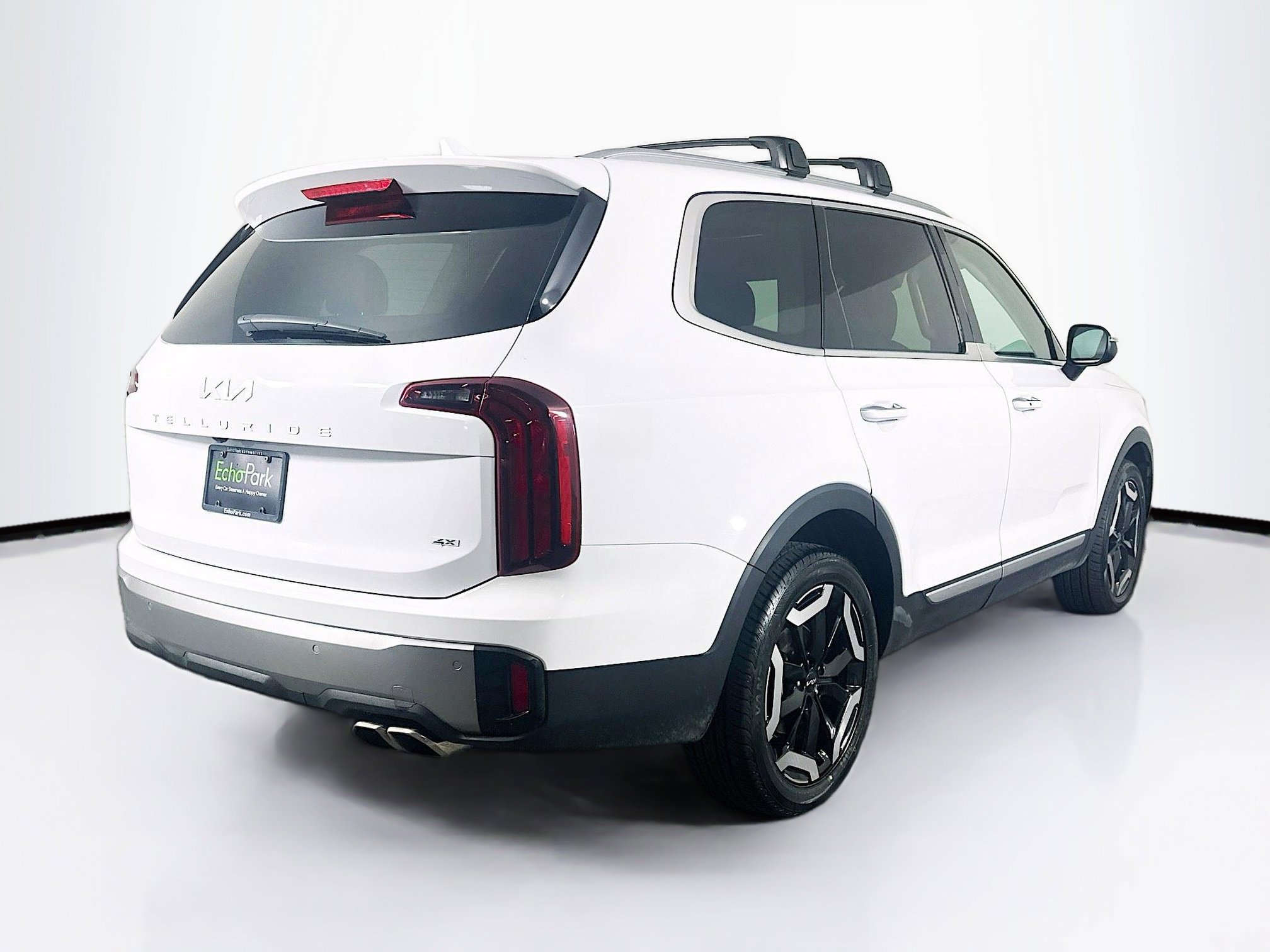 Used 2025 Kia Telluride S image 9