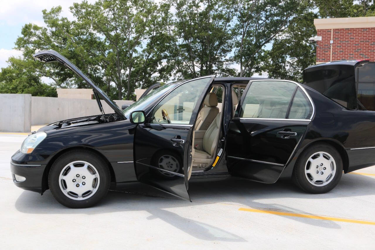 Used 2002 Lexus LS 430 RWD image 61