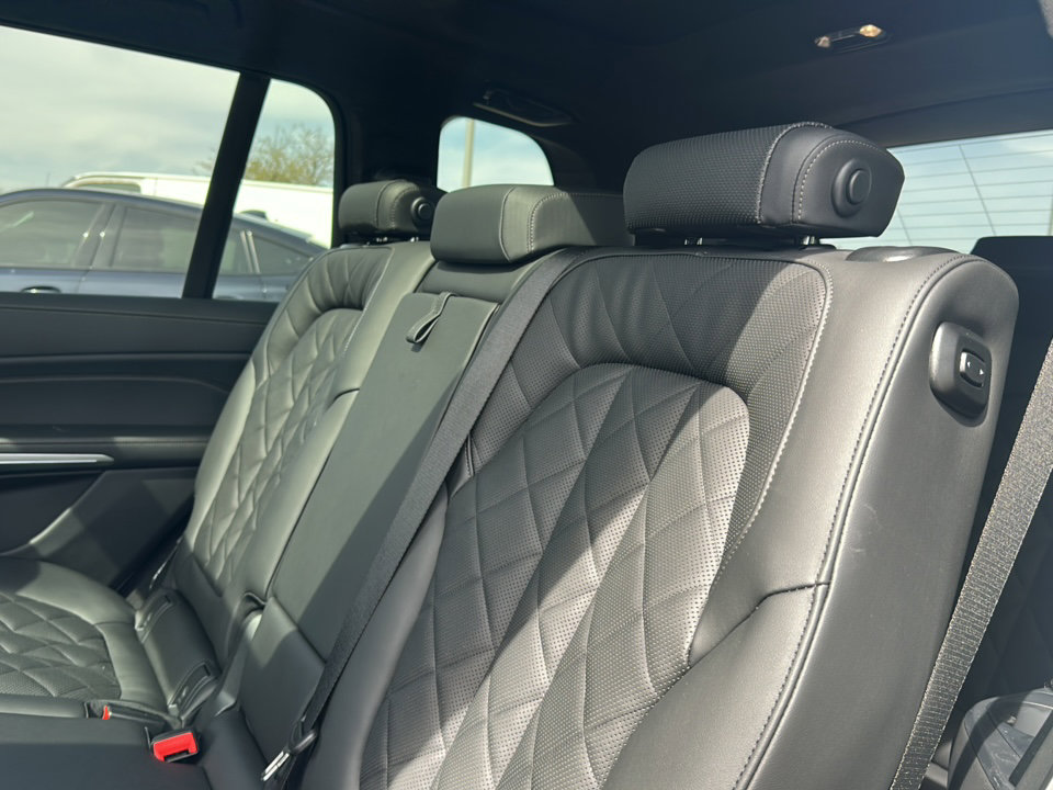 New 2026 BMW X7 xDrive40i image 17