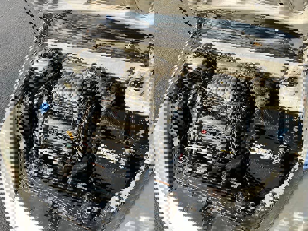 Used 2008 Hyundai Tiburon GT image 15