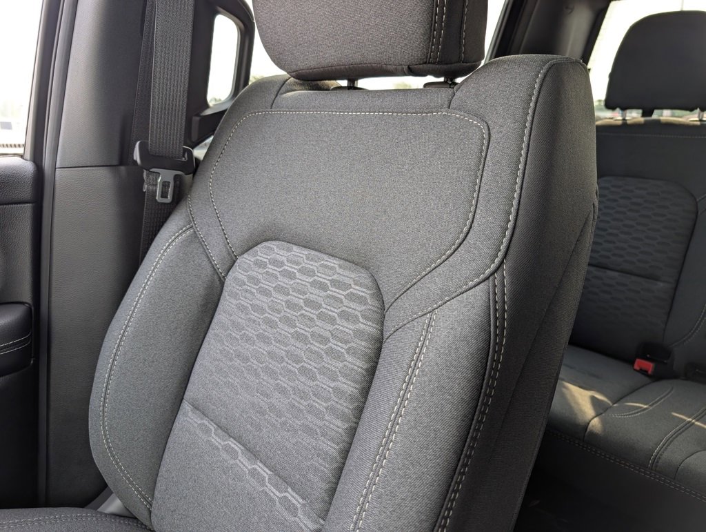 New 2026 RAM 1500 4x4 Crew Cab image 12