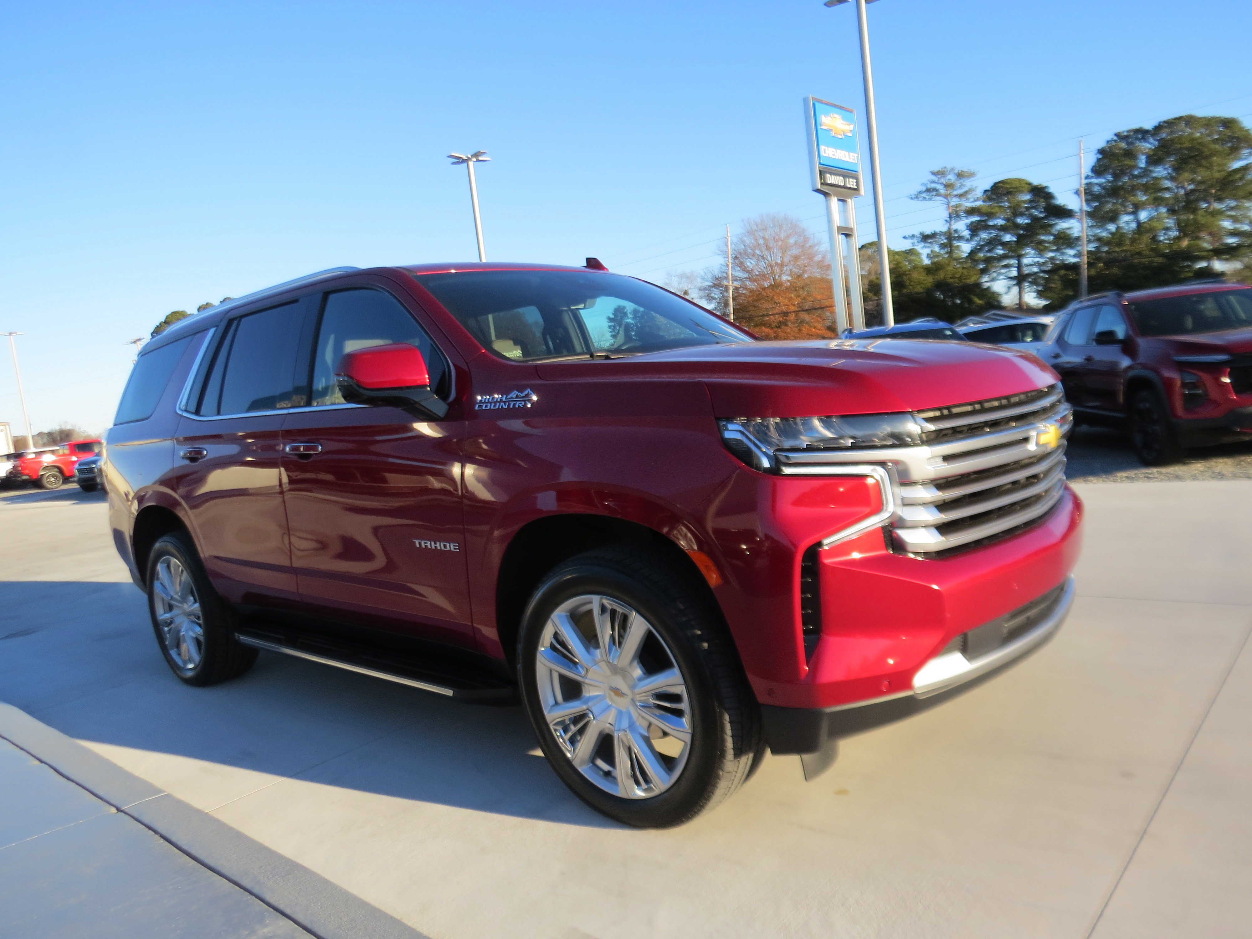 Used 2024 Chevrolet Tahoe High Country w/ Advanced Technology Package AWD/4WD image 6