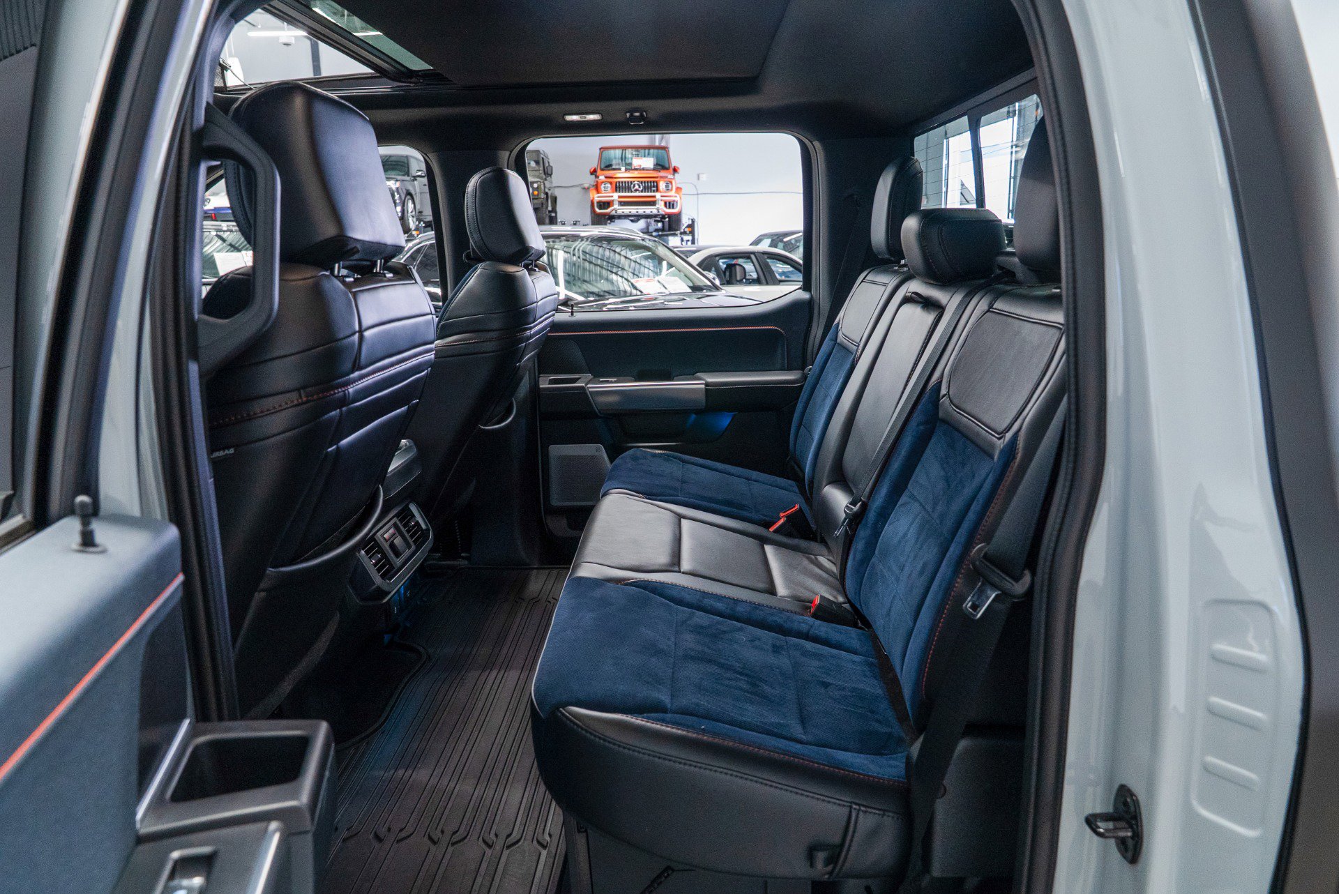 Used 2023 Ford F150 Raptor w/ Blue Interior Package image 32