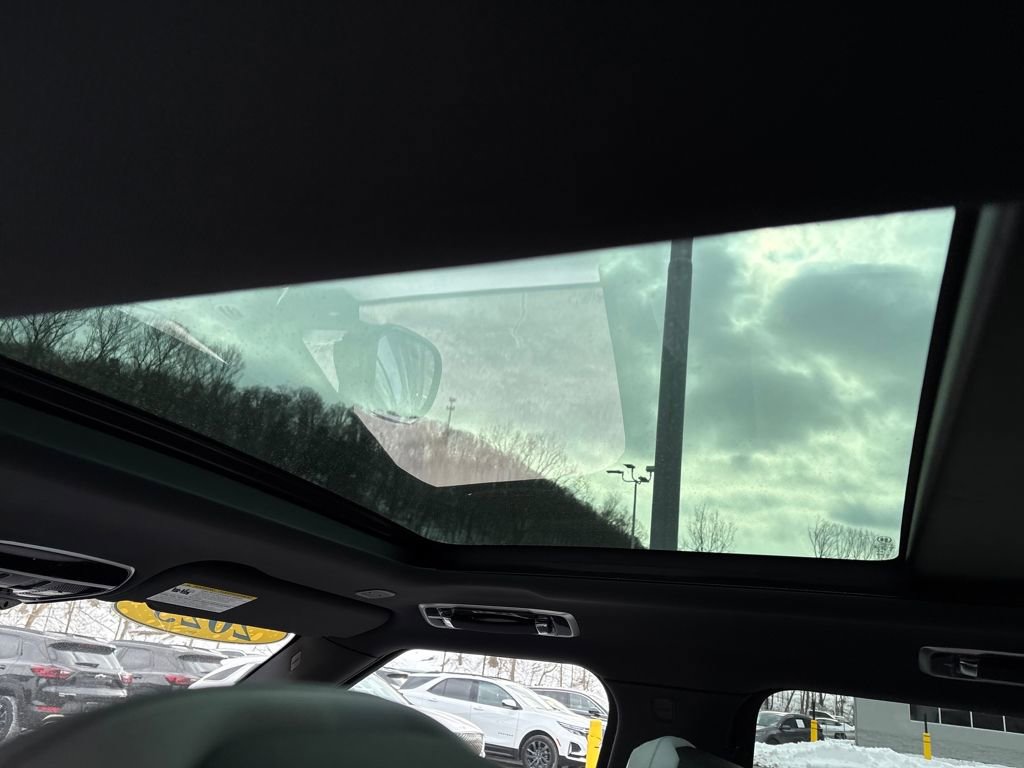 Used 2025 Land Rover Range Rover Sport Dynamic SE image 12