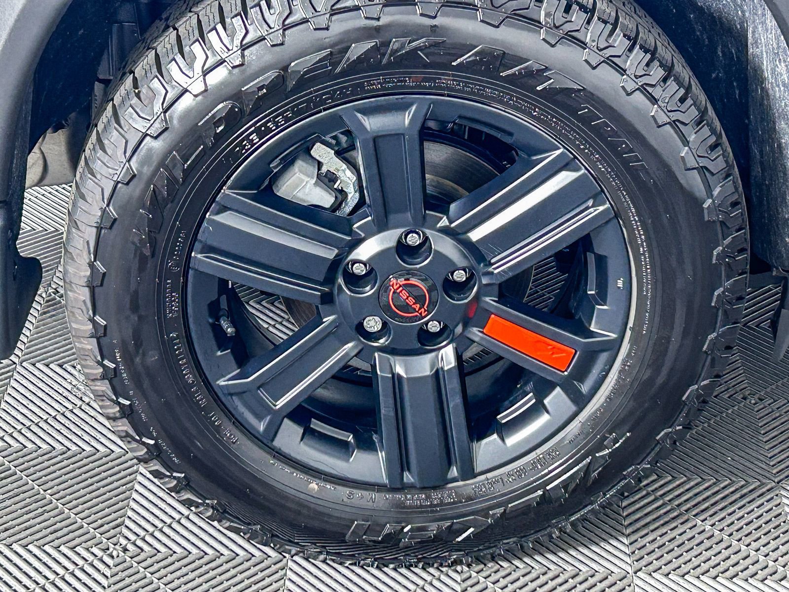 Certified 2025 Nissan Rogue SV image 11