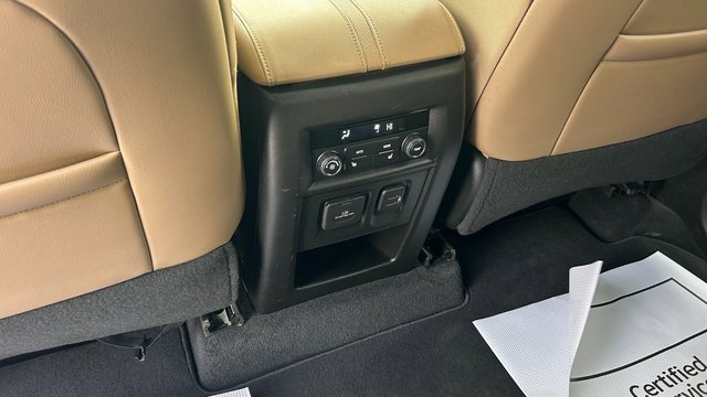 Certified 2023 Chevrolet Traverse Premier image 40