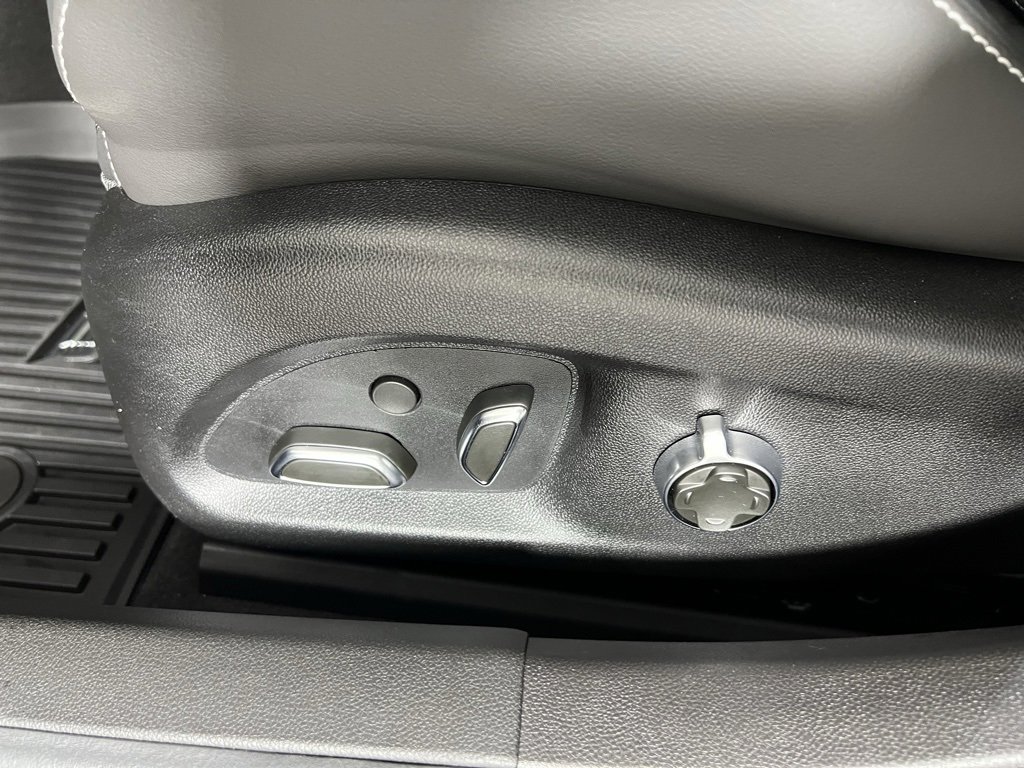 Used 2026 Cadillac CT5 V Blackwing w/ LPO, Blue Accent Package image 27