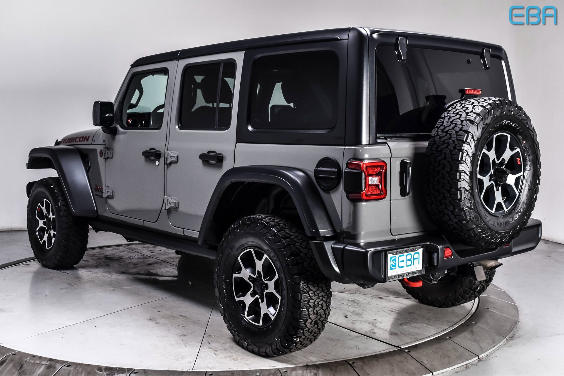 Used 2022 Jeep Wrangler Unlimited Rubicon w/ LED Lighting Group image 4