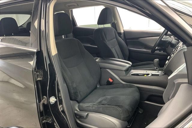 Used 2019 Nissan Murano S AWD/4WD image 7