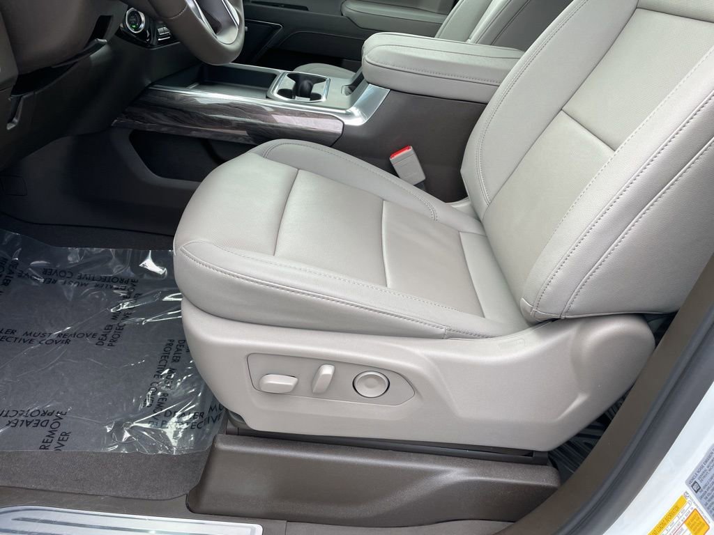 New 2026 Chevrolet Silverado 2500 LTZ w/ LTZ Convenience Package image 8