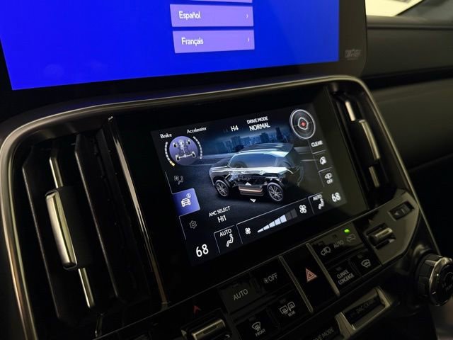 New 2025 Lexus LX 700h Overtrail image 24
