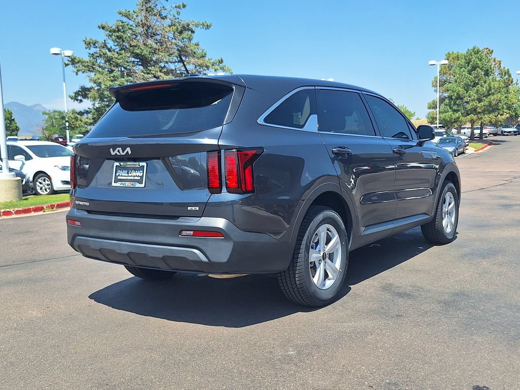Used 2023 Kia Sorento LX AWD/4WD video 3