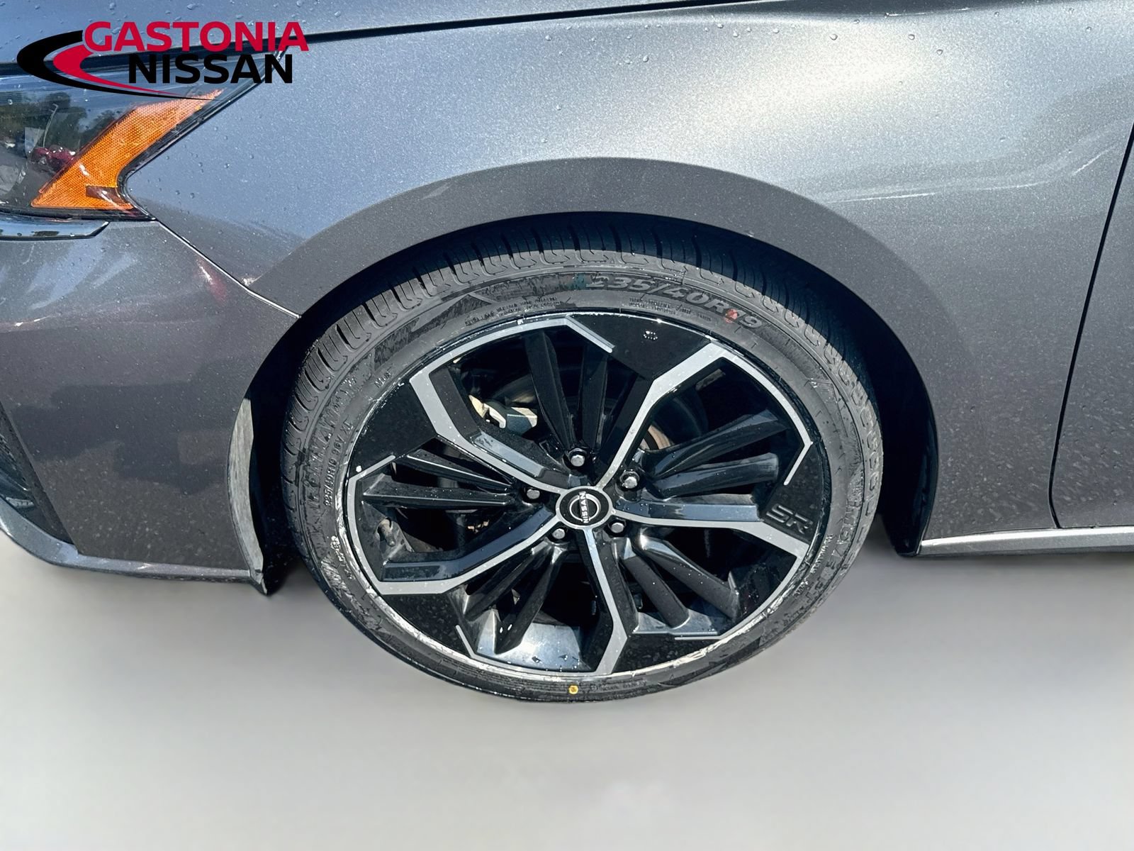 Used 2024 Nissan Altima 2.5 SR FWD image 37