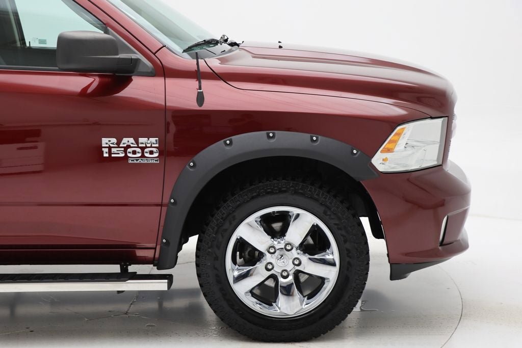 Used 2019 RAM 1500 Express w/ Express Value Package AWD/4WD image 4
