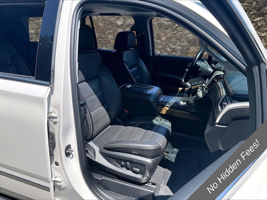 Used 2020 GMC Yukon Denali w/ Denali Premium Package AWD/4WD image 7