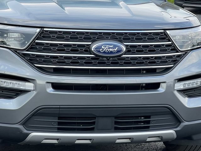 Used 2023 Ford Explorer XLT w/ Equipment Group 202A AWD/4WD image 47