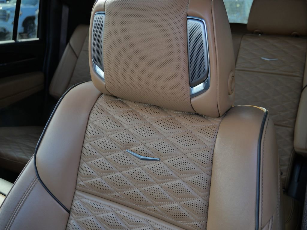 Used 2022 Cadillac Escalade ESV Sport w/ Touring Package image 38