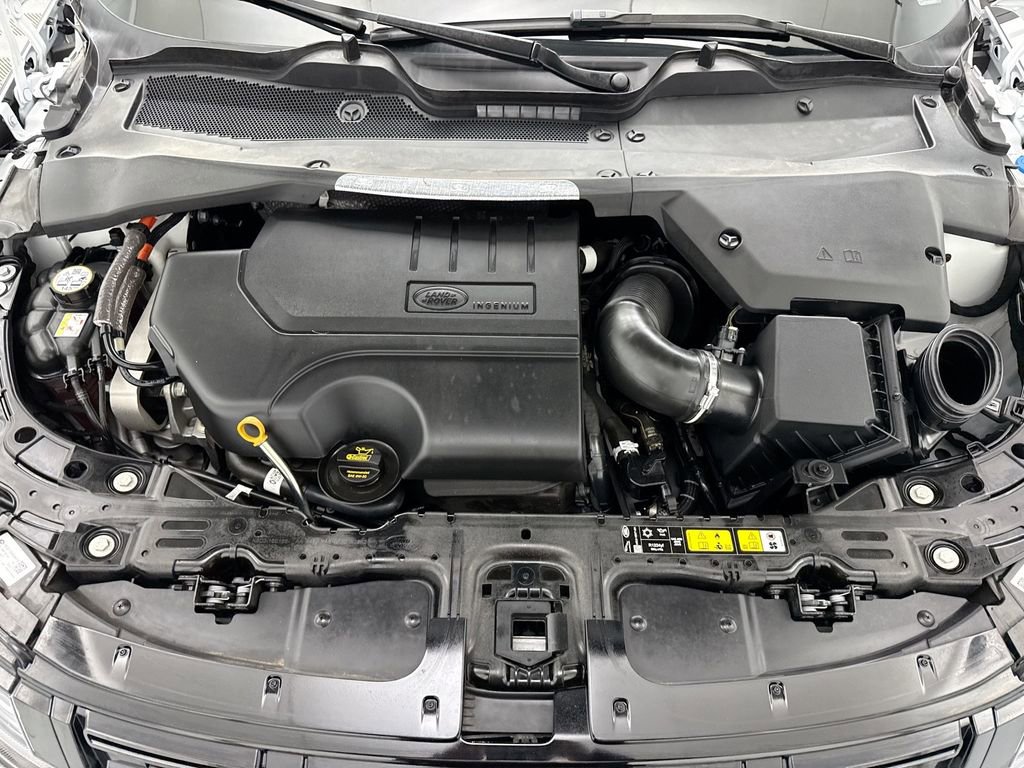 Certified 2025 Land Rover Range Rover Evoque S image 28