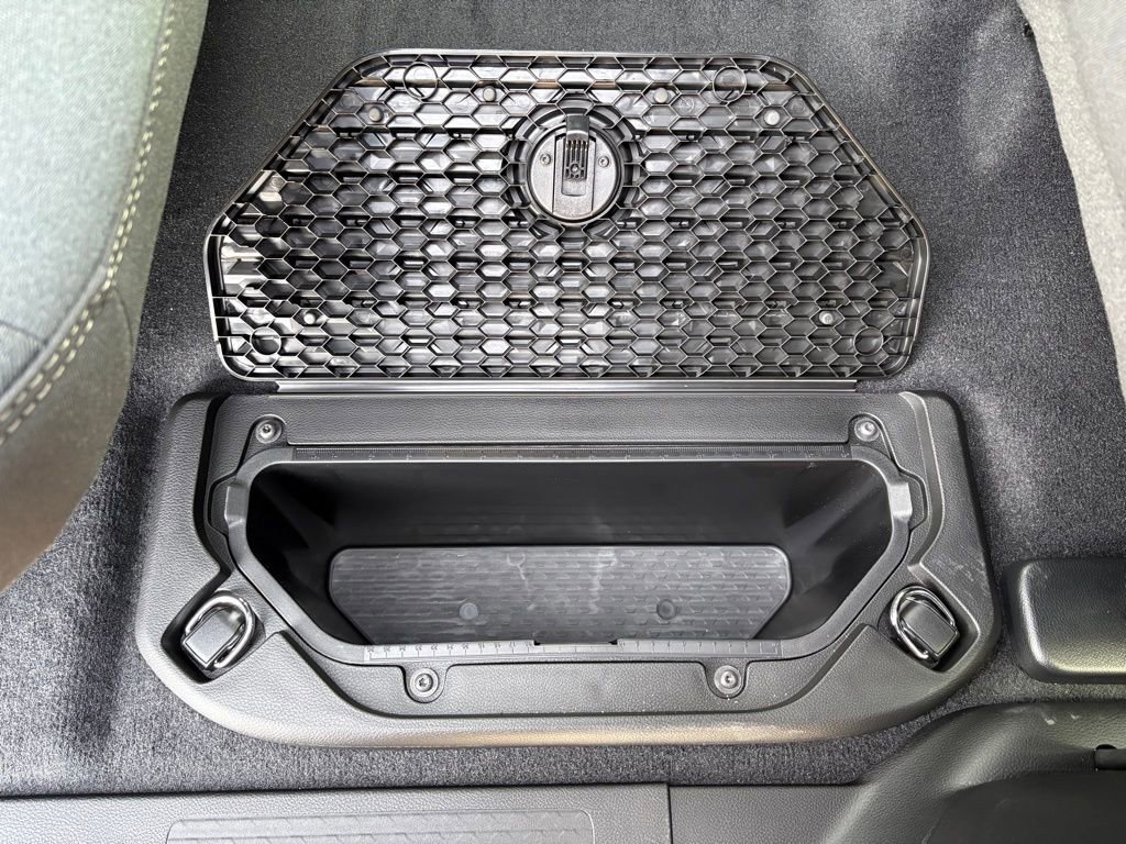 New 2026 RAM 1500 4x4 Crew Cab image 11