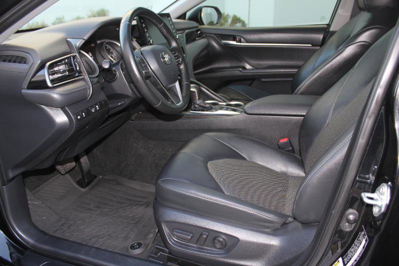 Used 2023 Toyota Camry XLE image 10