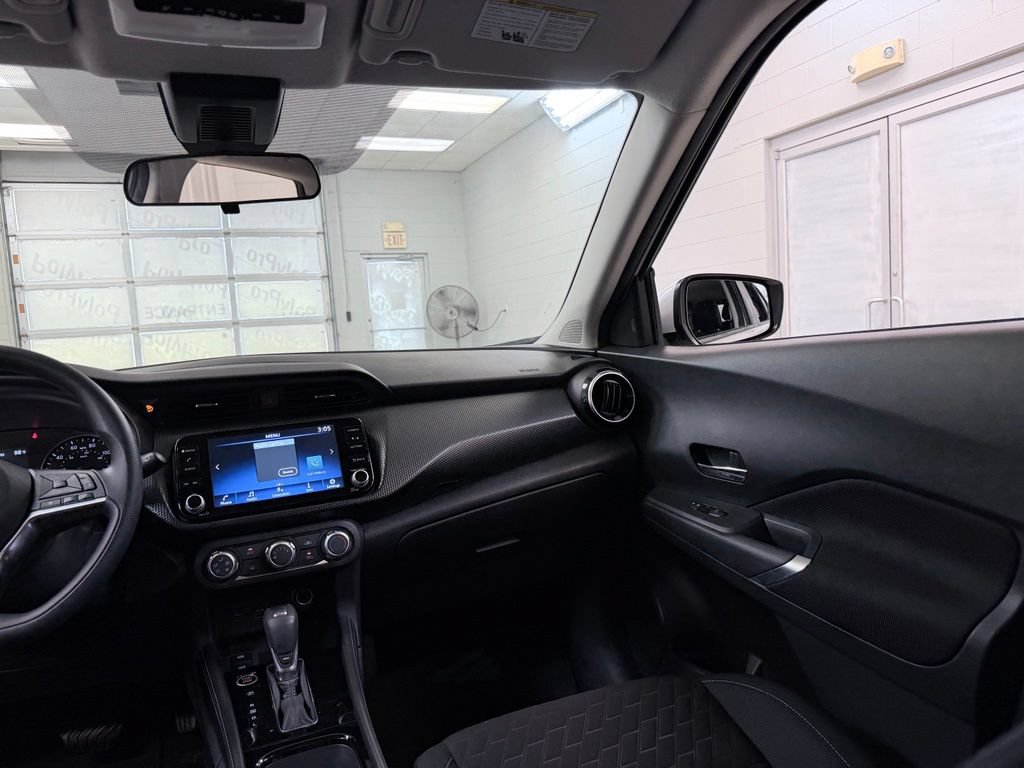 Used 2023 Nissan Kicks SV FWD image 26