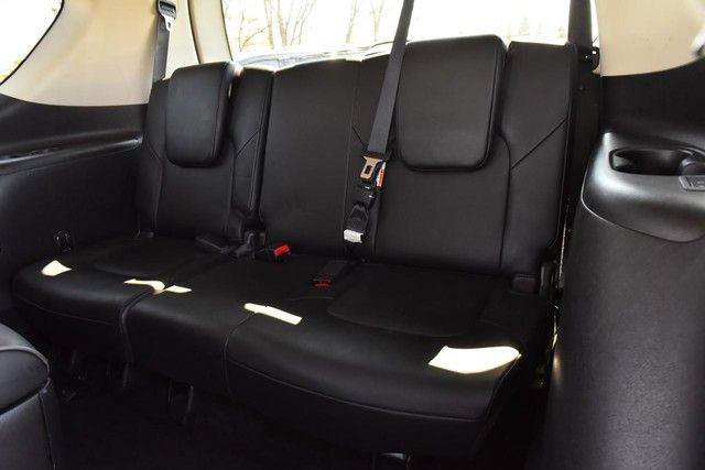 Used 2024 INFINITI QX80 Luxe image 32