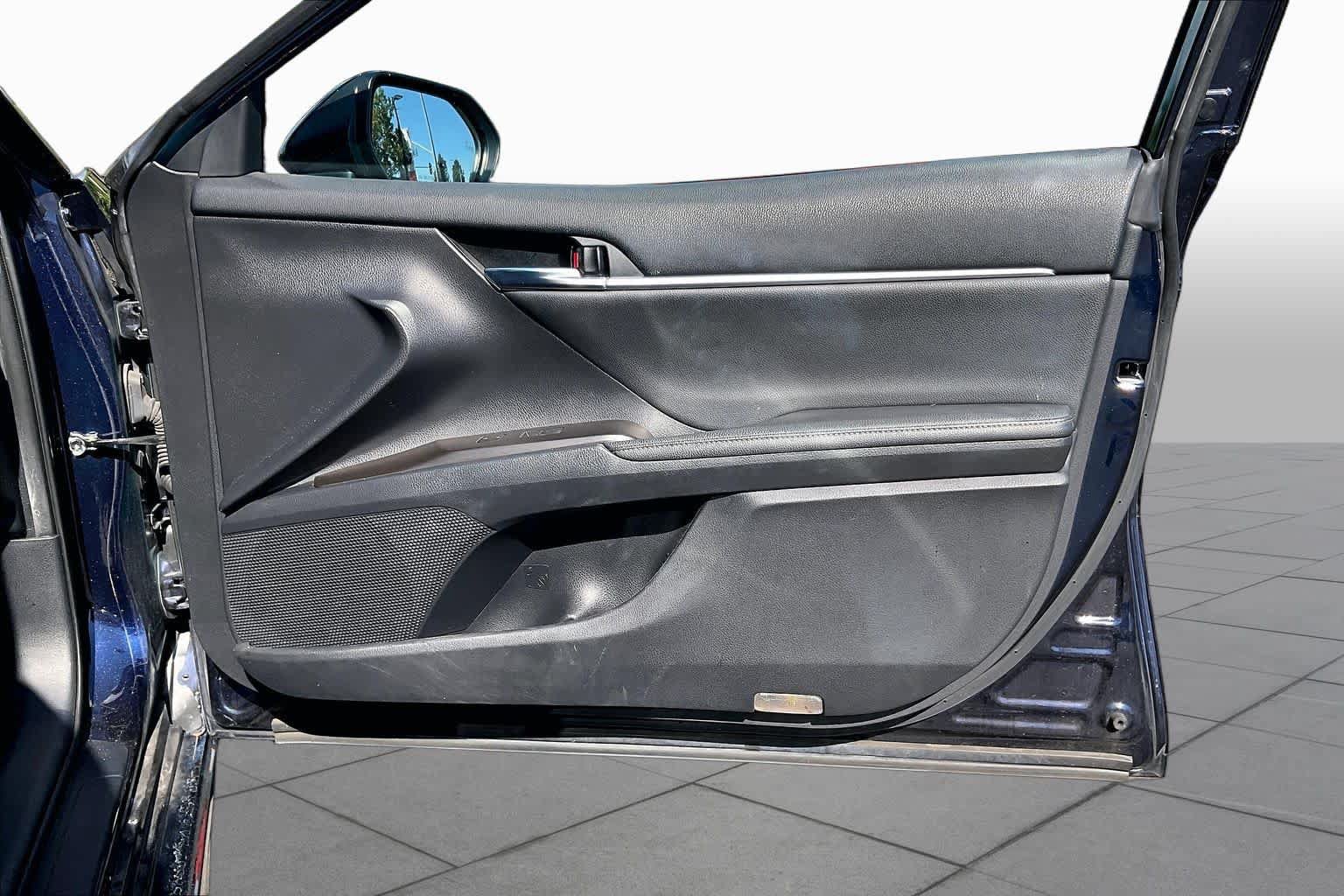 Used 2021 Toyota Camry XSE FWD image 22