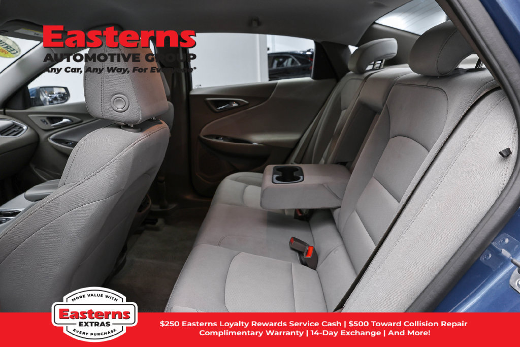 Used 2025 Chevrolet Malibu LT FWD image 22