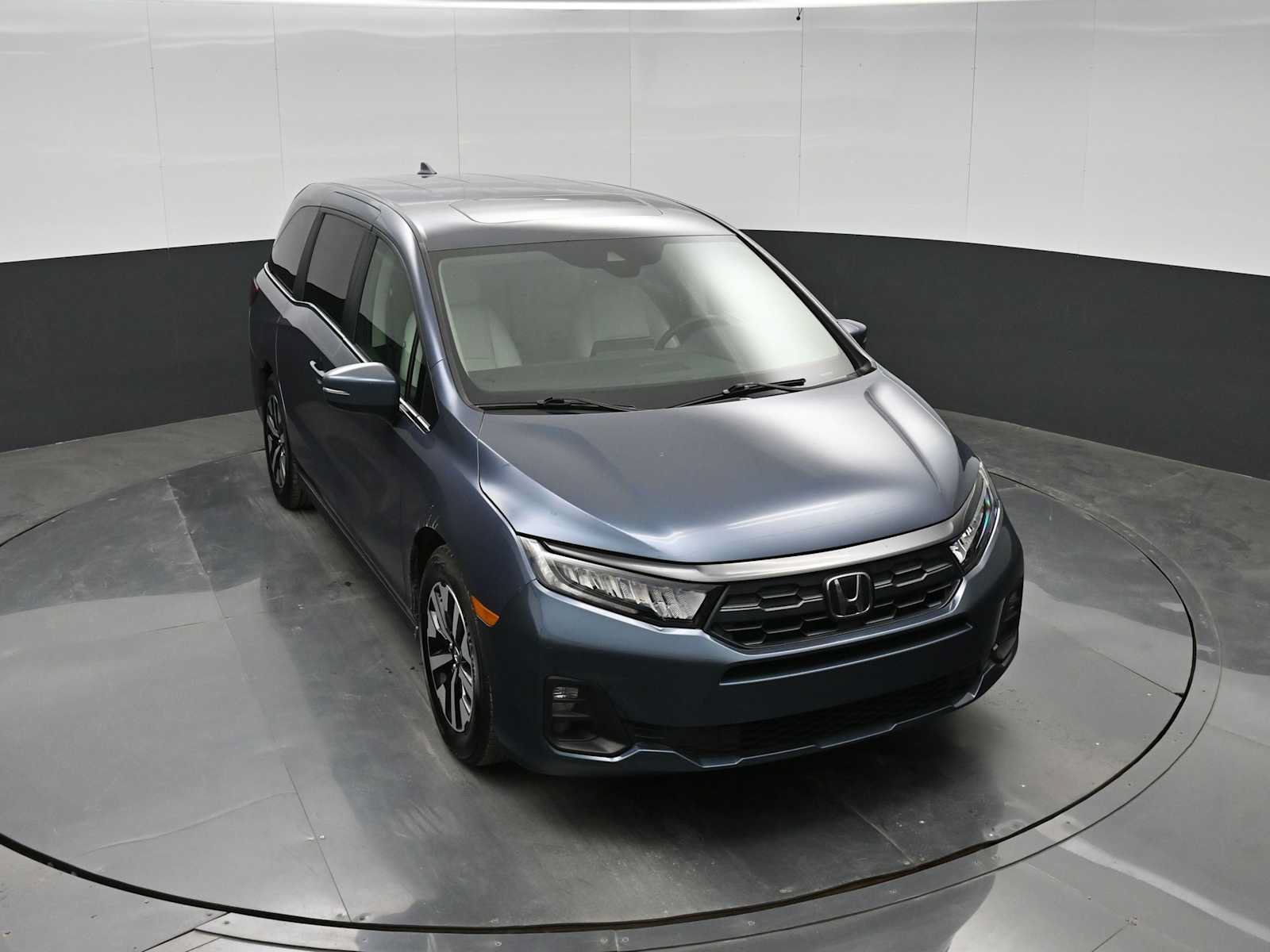 Used 2025 Honda Odyssey EX-L image 23
