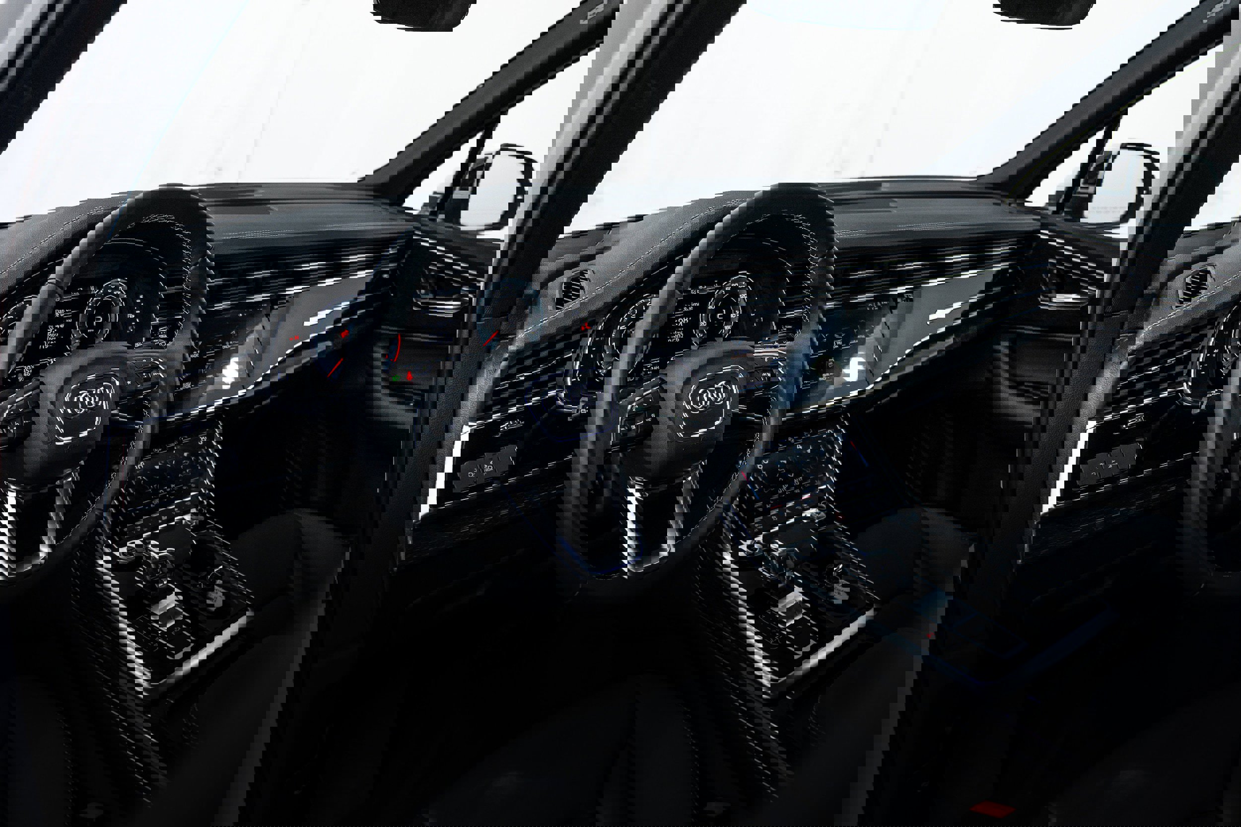 Certified 2025 Audi Q7 3.0T Premium w/ Convenience Package image 10