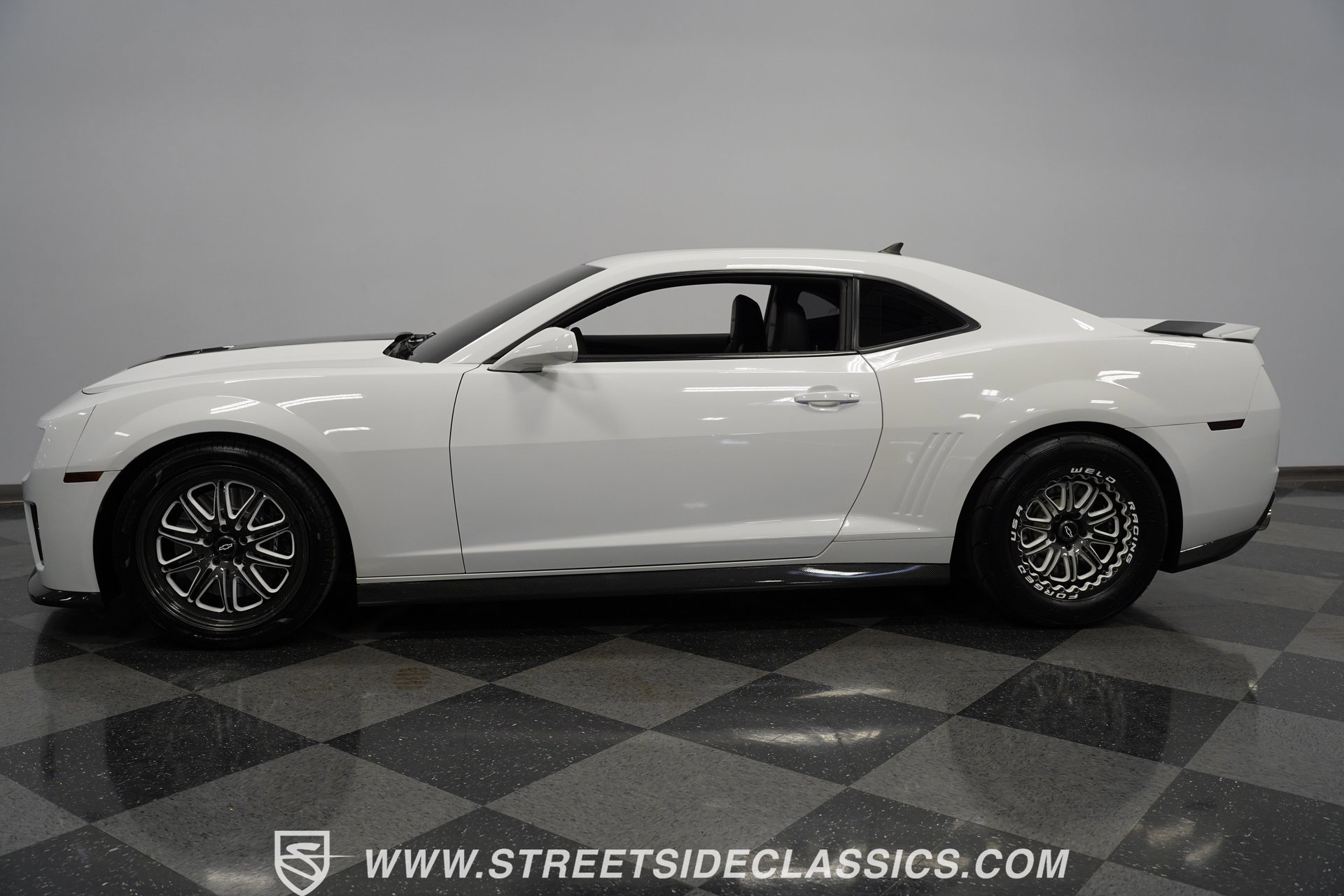 Used 2013 Chevrolet Camaro ZL1 image 2