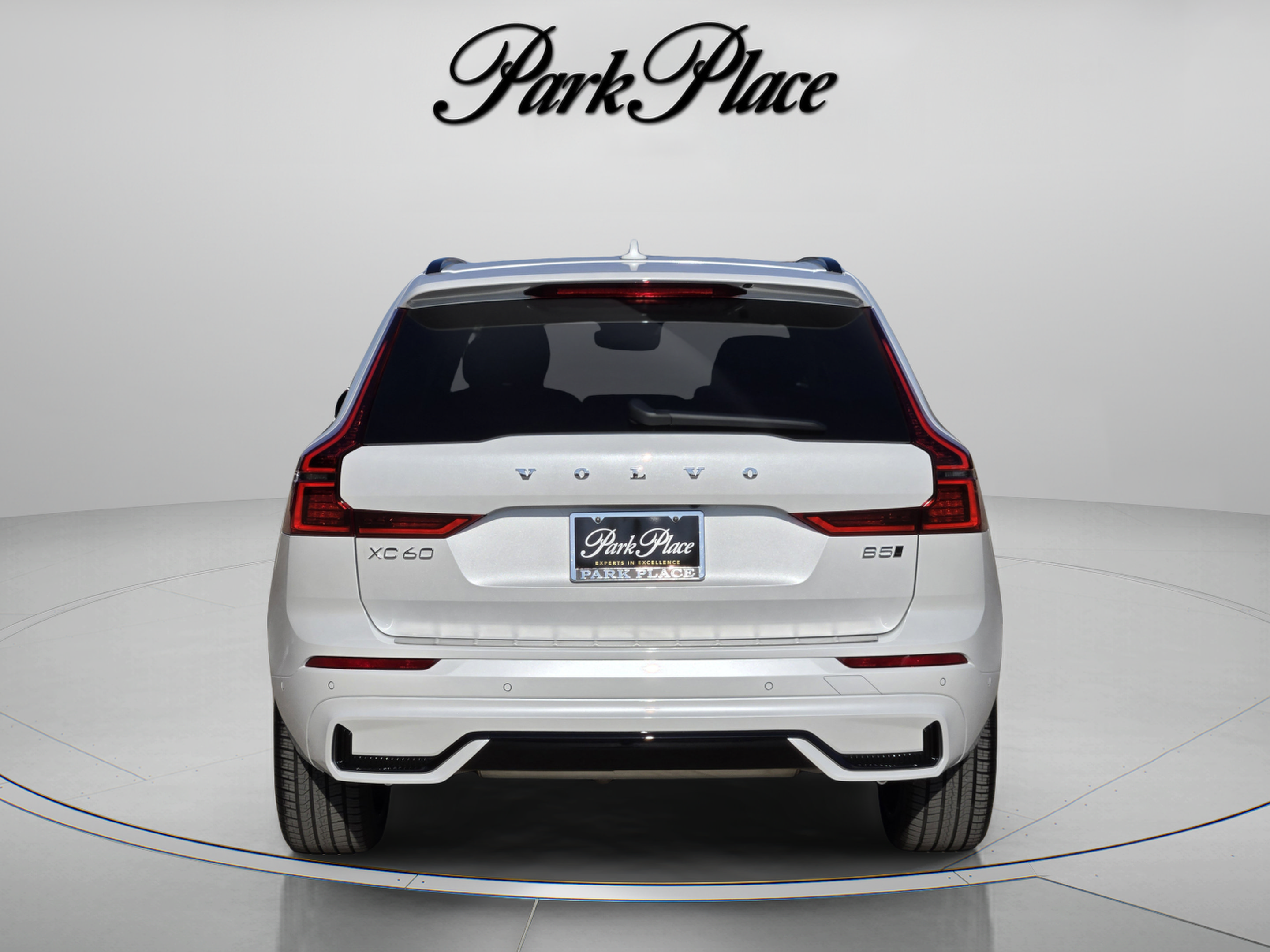 Used 2026 Volvo XC60 B5 Ultra w/ Protection Package Premier AWD/4WD image 4