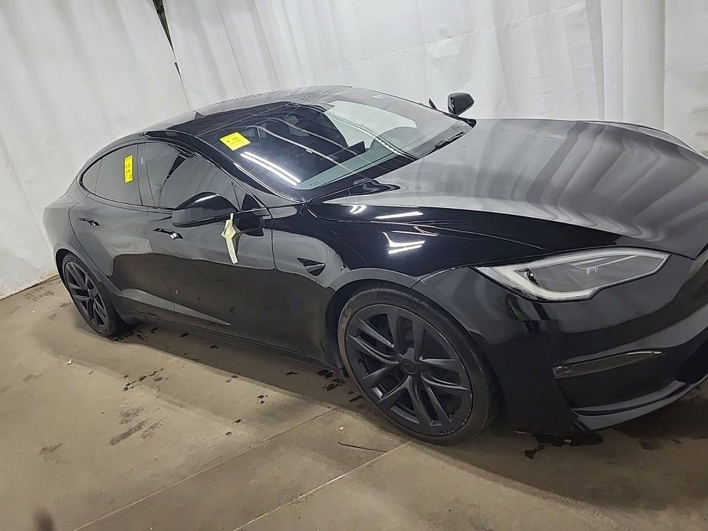 Used 2023 Tesla Model S Plaid image 3