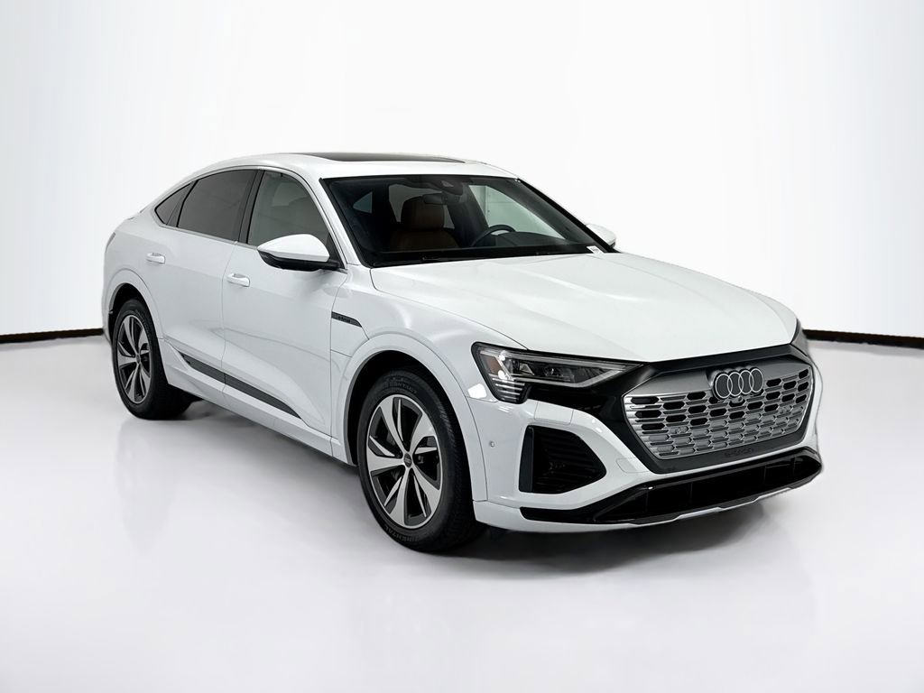 Certified 2024 Audi Q8 e-tron Prestige w/ Prestige Package AWD/4WD image 3