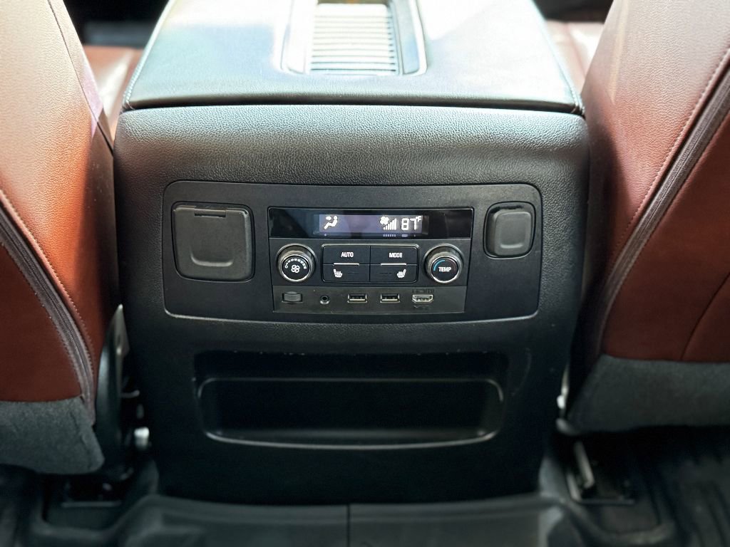 Used 2019 Chevrolet Tahoe Premier w/ Premier Plus Edition image 11