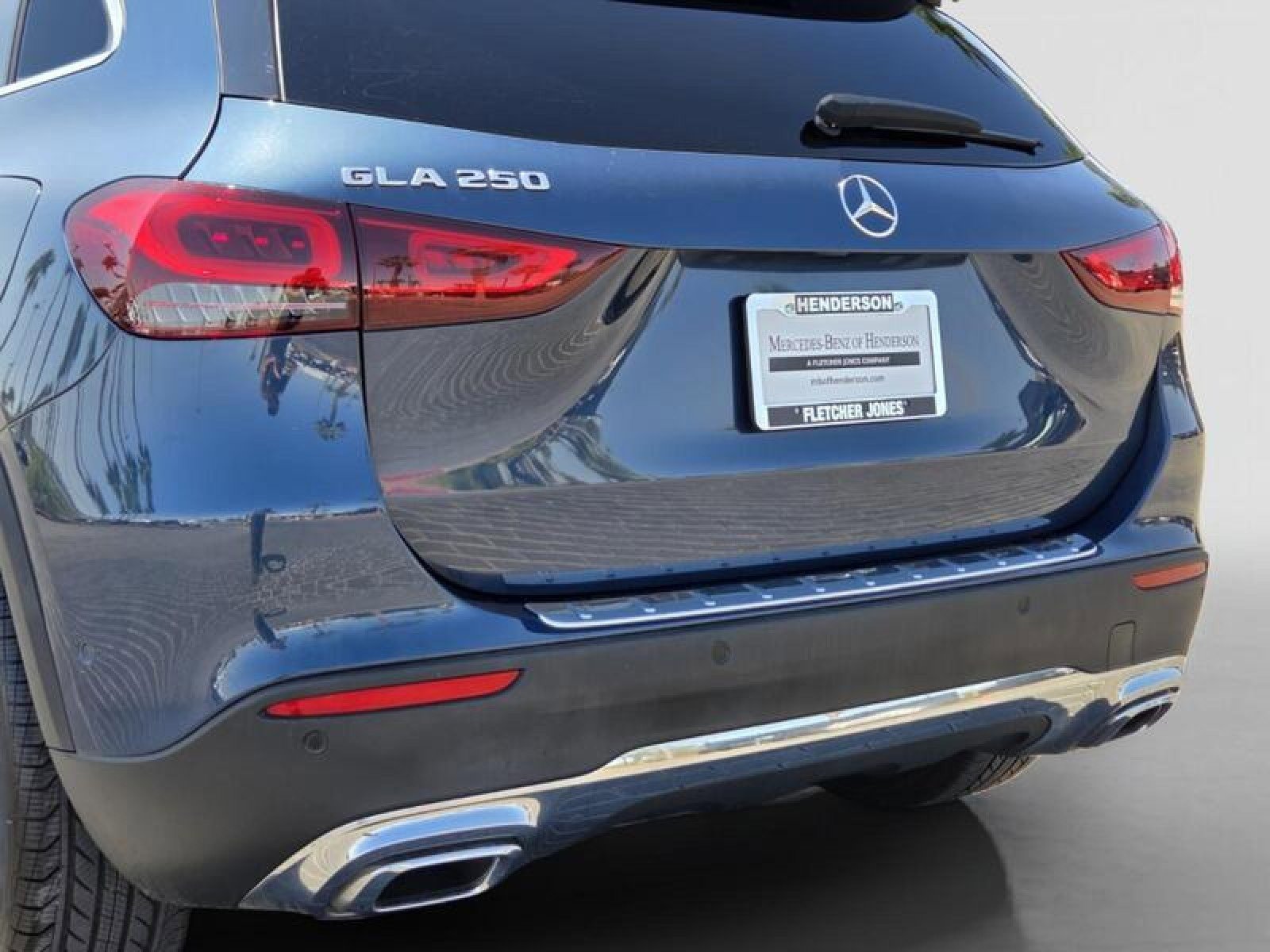 Certified 2021 Mercedes-Benz GLA 250 w/ Premium Package image 4