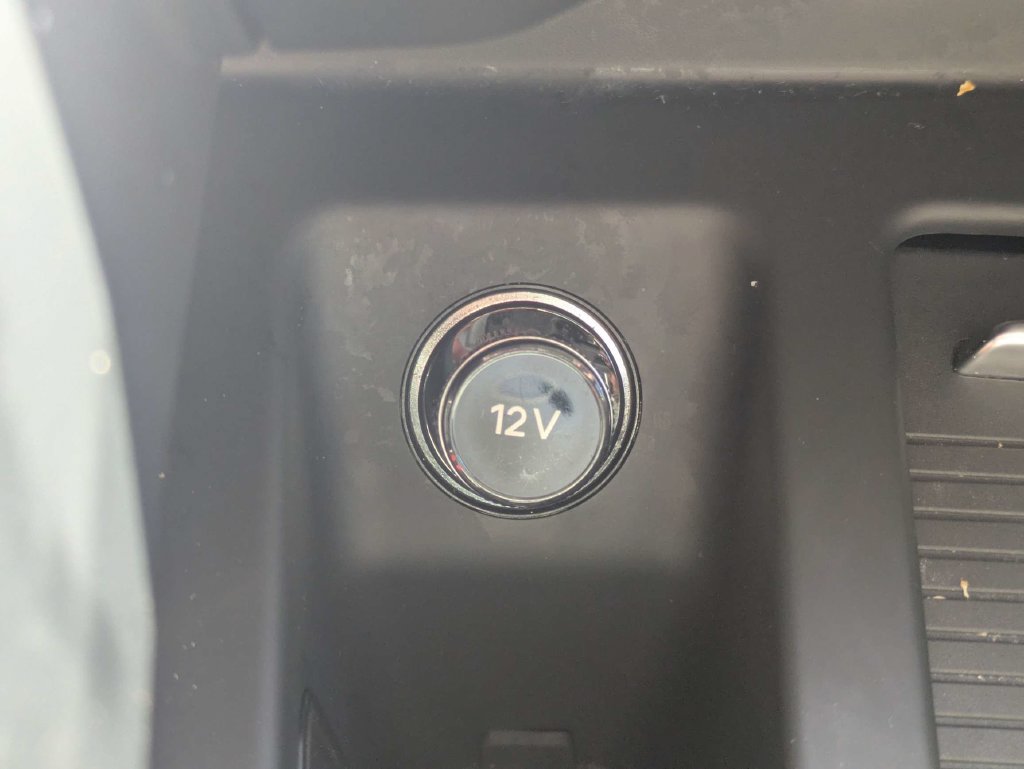 Used 2024 Audi Q8 e-tron Premium Plus w/ Premium Plus Package AWD/4WD image 28