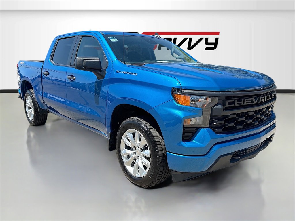 Used 2024 Chevrolet Silverado 1500 Custom image 1