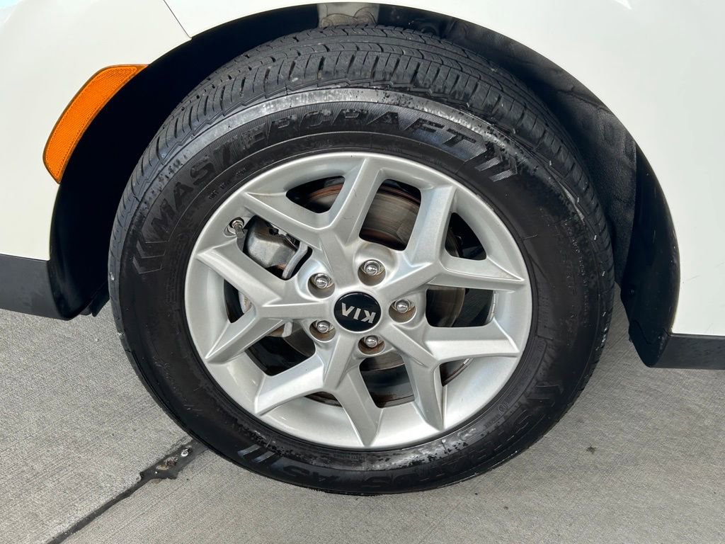 Used 2020 Kia Soul S image 22