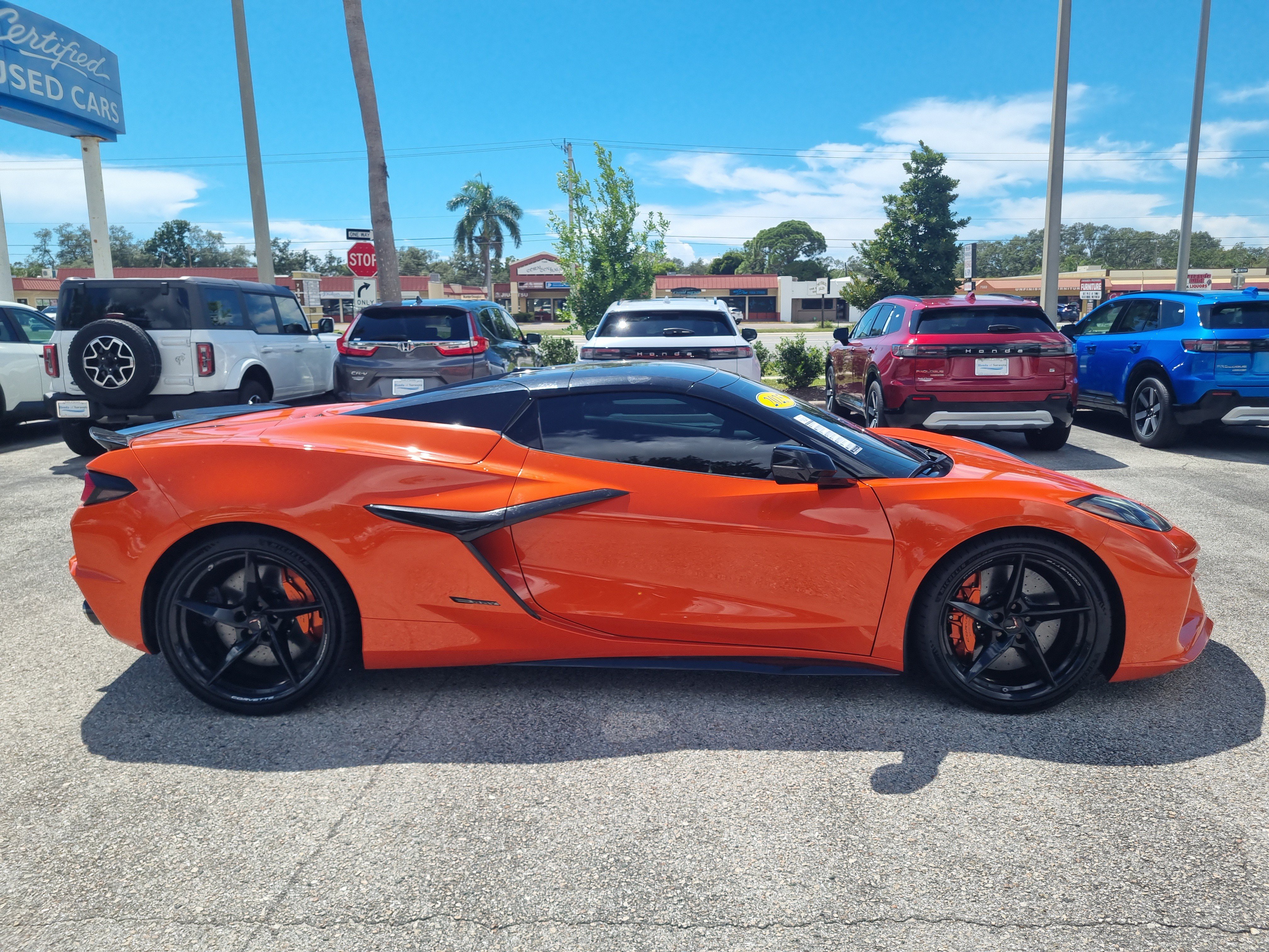 Used 2025 Chevrolet Corvette E-Ray AWD/4WD image 8