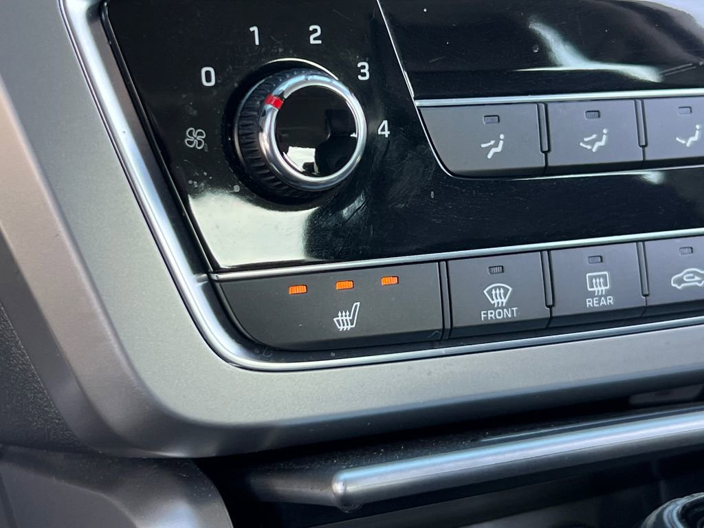 Used 2017 Hyundai Sonata Sport w/ Value Edition Package 02 image 28