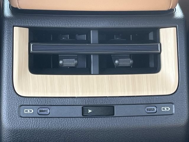 New 2026 Lexus ES 350e FWD image 18