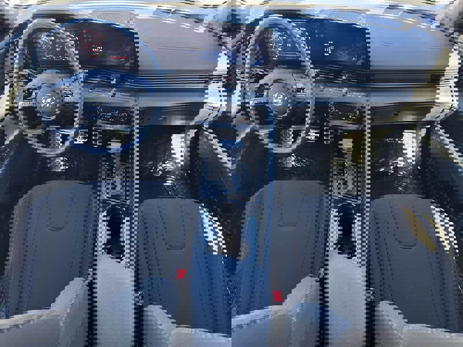 Certified 2025 Hyundai Elantra SEL image 8