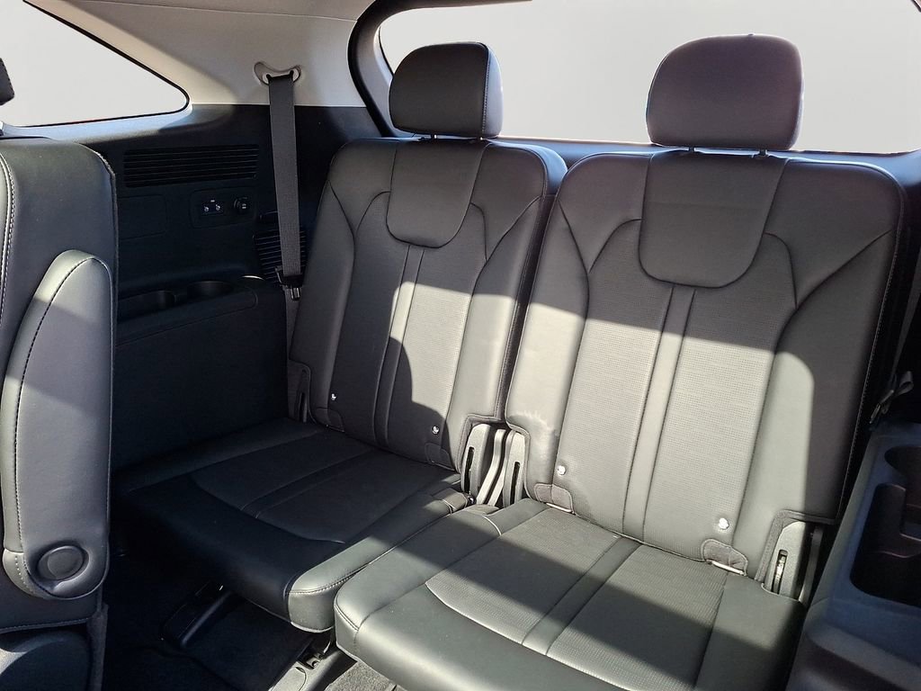 Used 2025 Kia Sorento EX w/ Panoramic Sunroof Package image 11