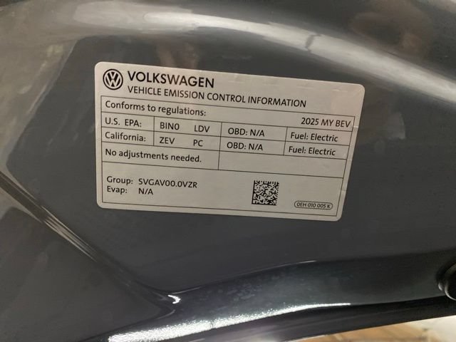 Used 2025 Volkswagen ID.4 Pro RWD image 99