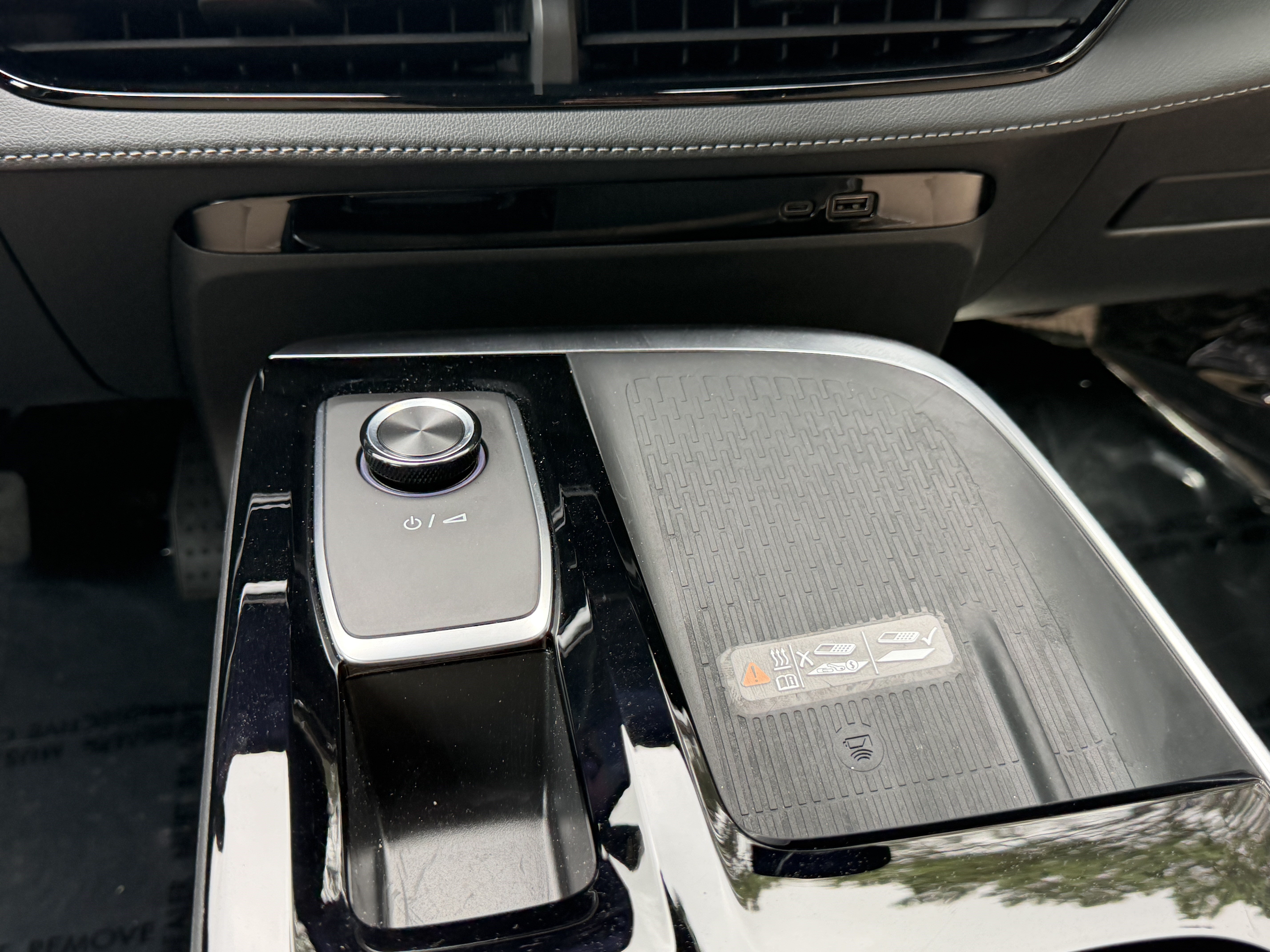 New 2026 Buick Enclave Preferred w/ Power Package FWD image 23