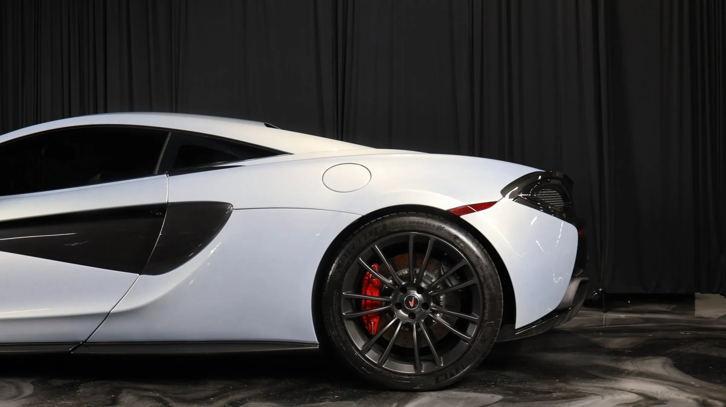 Used 2017 McLaren 570S Coupe image 3
