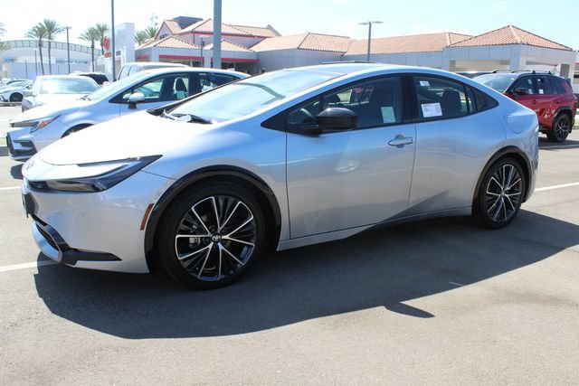 New 2027 Toyota Prius Limited w/ Limited Premium Package FWD image 4