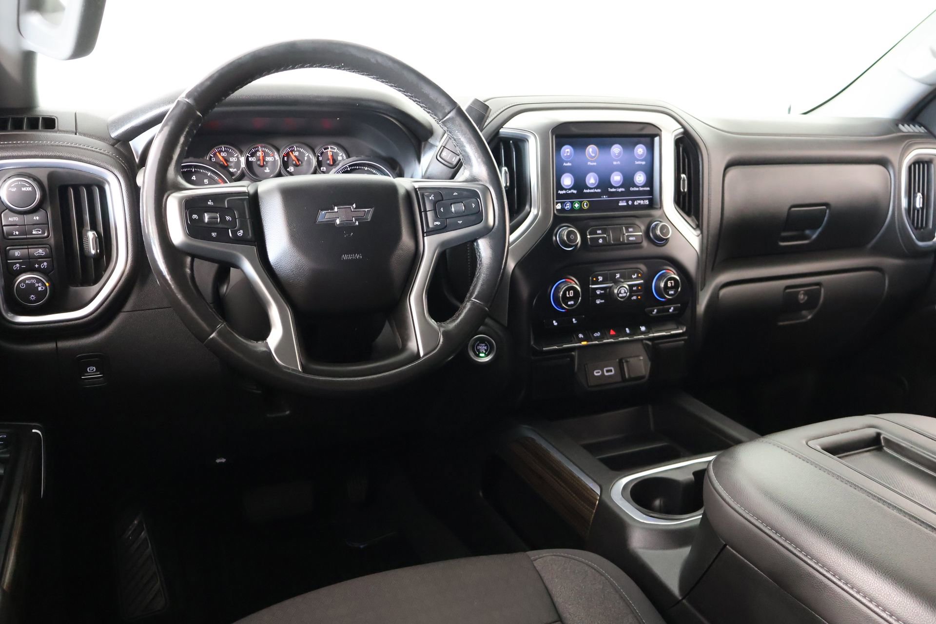 Used 2020 Chevrolet Silverado 1500 RST w/ Texas Edition AWD/4WD image 2